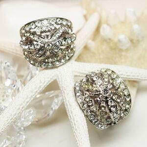 VINTAGE KENNETH JAY LANE CRYSTAL CLIP-ON EARRINGS